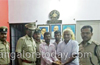 Bantwal: Jewelry found on road, returned to rightful owner